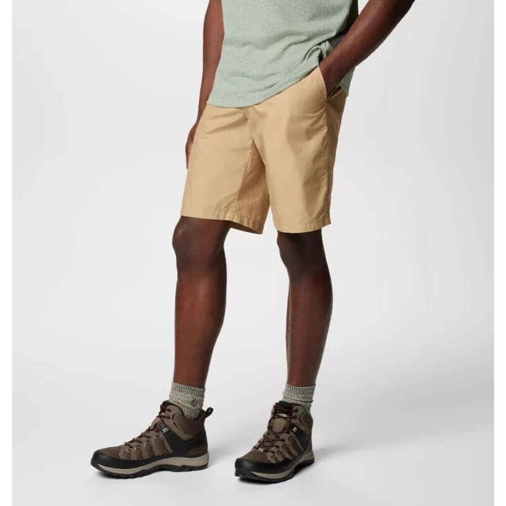 Columbia Men's 10" Washed Out™ Short Chino Flat Front Khaki Regular Size 42